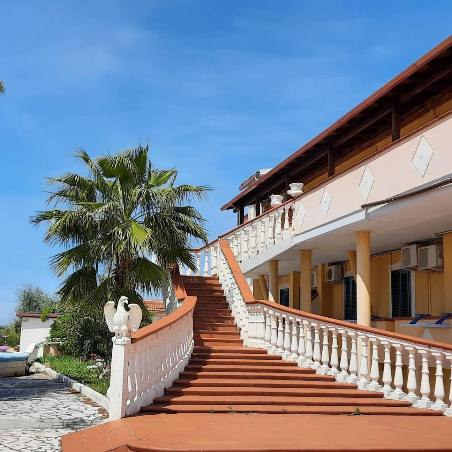 Residence Parco Del Sole Rodi Garganico Exterior foto